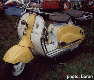 Lambretta jaune & blanche